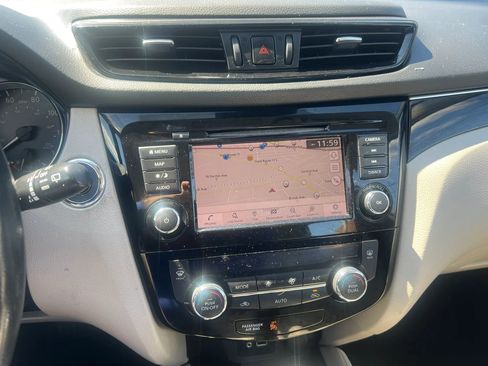 Used 2019 Nissan Rogue Sport SL w/ Premium Package AWD/4WD image 21