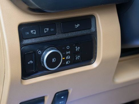 Used 2024 Ford F250 Lariat w/ Chrome Package AWD/4WD image 12