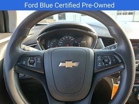 Used 2020 Chevrolet Trax LS w/ Tint and Cruise Package FWD image 18