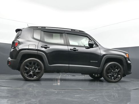 Used 2023 Jeep Renegade Altitude AWD/4WD image 39
