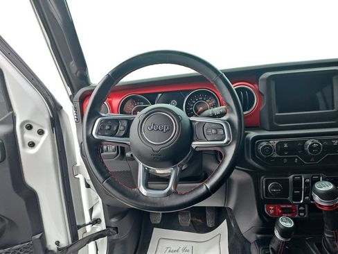 Used 2021 Jeep Gladiator Rubicon w/ Trailer Tow Package AWD/4WD image 12
