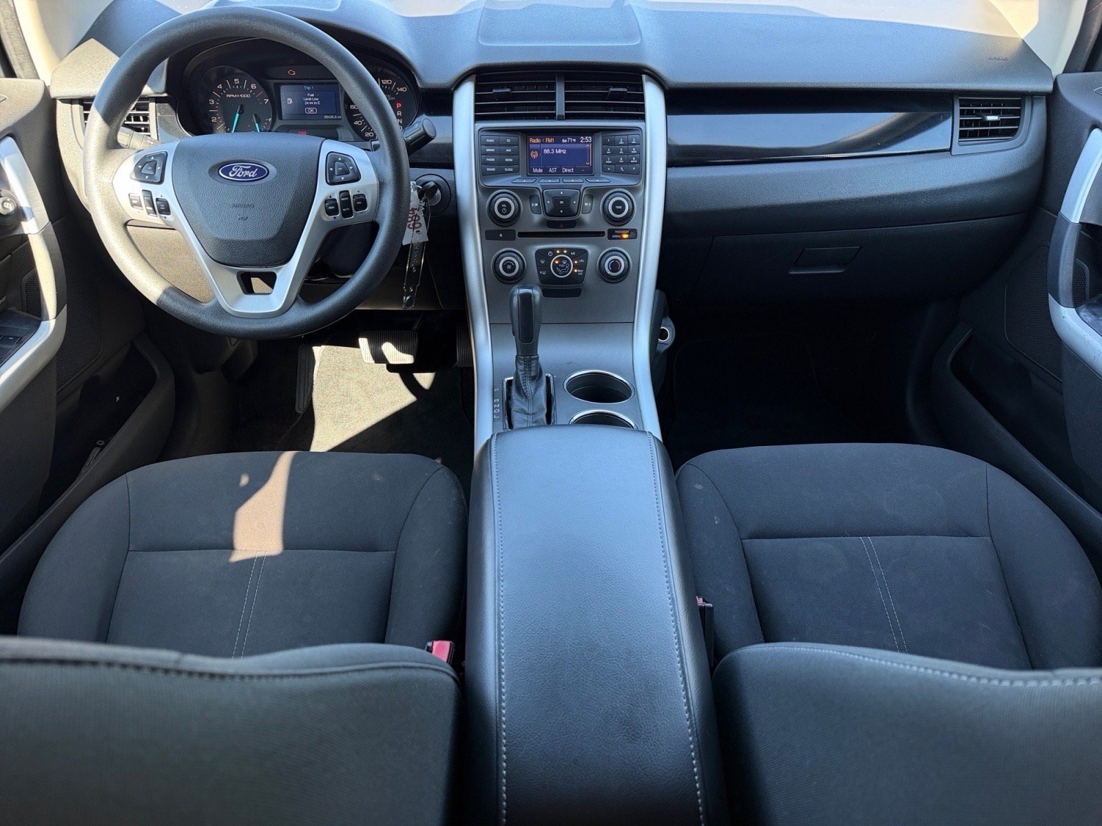 Used 2011 Ford Edge SE FWD image 17