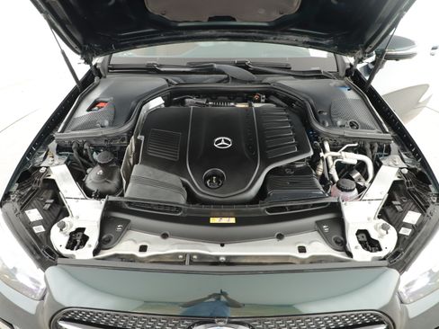 Used 2022 Mercedes-Benz E 450 Cabriolet image 5