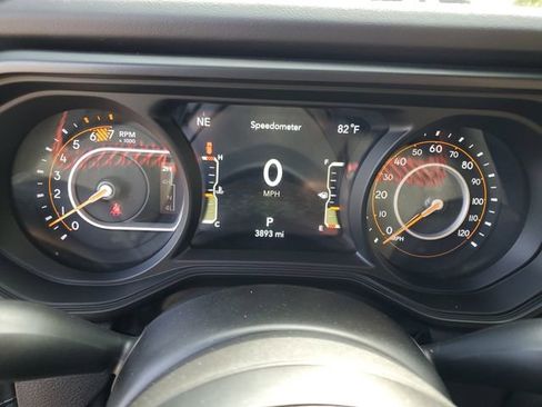 Used 2024 Jeep Wrangler Unlimited Rubicon w/ Convenience Group image 13