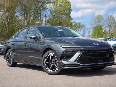 New 2026 Hyundai Sonata SEL FWD image 2
