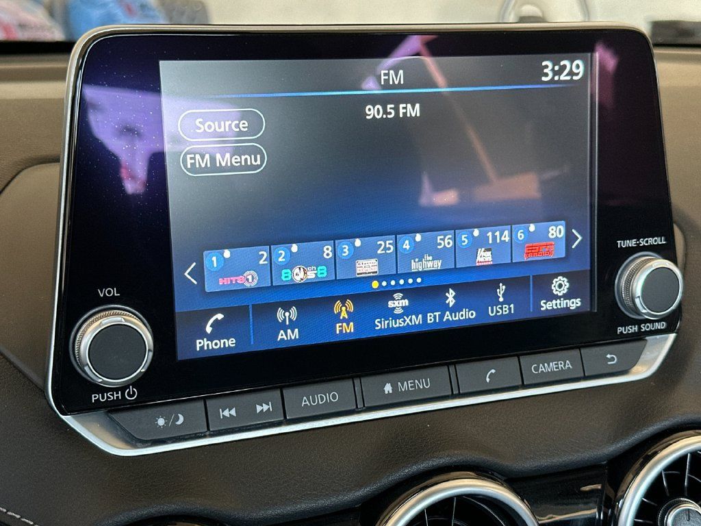 Used 2025 Nissan Sentra SV FWD image 16