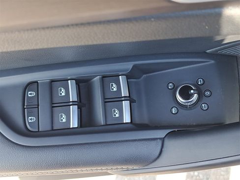 Certified 2023 Audi Q5 e Premium Plus w/ Premium Plus Package image 30