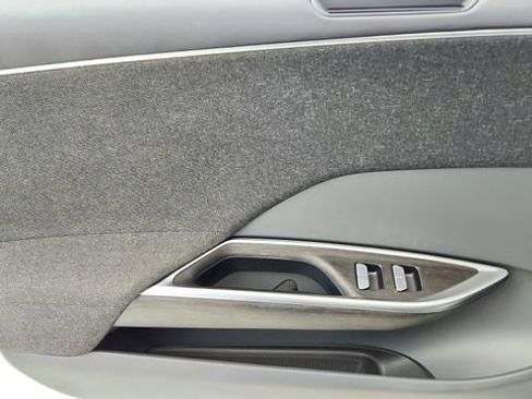 Used 2024 Lucid Air Touring image 34