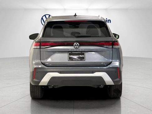 New 2026 Volkswagen Tiguan SE image 4