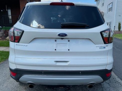 Used 2017 Ford Escape Titanium AWD/4WD image 5