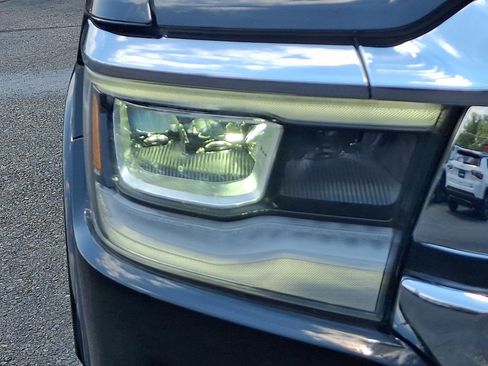 Certified 2022 RAM 1500 Laramie image 9