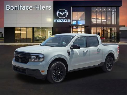 Used 2024 Ford Maverick Lariat w/ Black Appearance Package FWD image 2