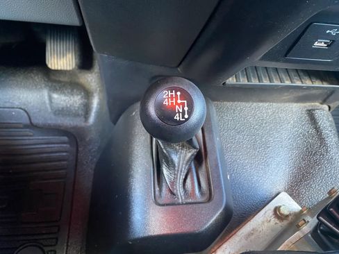 Used 2019 Ford F550 4x4 Regular Cab Super Duty image 16