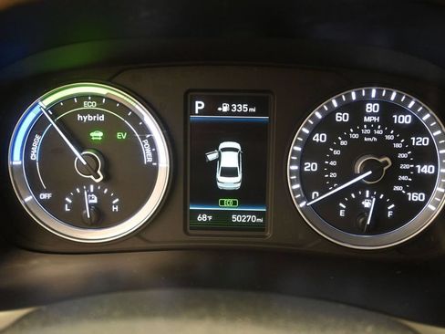 Used 2018 Hyundai Sonata SE FWD image 17