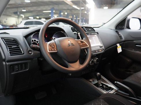 New 2026 Mitsubishi Outlander Sport ES image 5