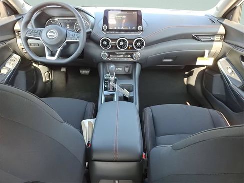 Certified 2025 Nissan Sentra SR w/ Midnight Edition FWD image 25