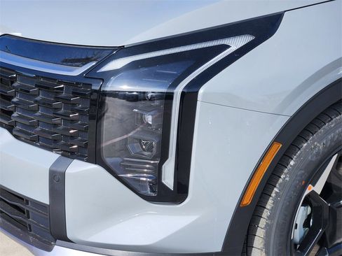 New 2026 Kia Sportage EX image 6