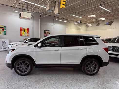 Used 2022 Honda Passport EX-L image 2