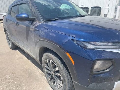 Used 2022 Chevrolet TrailBlazer LT w/ Driver Confidence Package AWD/4WD image 6