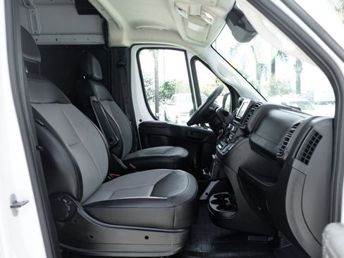Used 2025 RAM ProMaster 2500 w/ Convenience Group FWD image 35