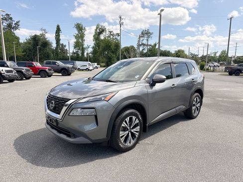 Used 2022 Nissan Rogue SV AWD/4WD image 6