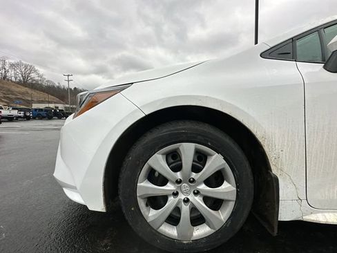 Certified 2024 Toyota Corolla LE image 19