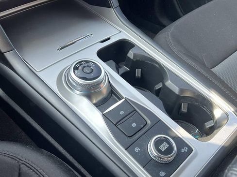 Certified 2023 Ford Explorer XLT w/ Class IV Trailer Tow Package image 11