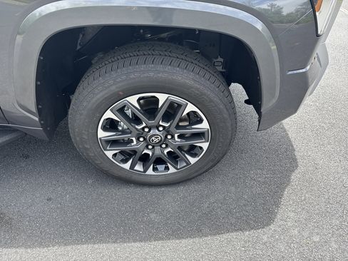 New 2026 Toyota Tundra Limited AWD/4WD image 15