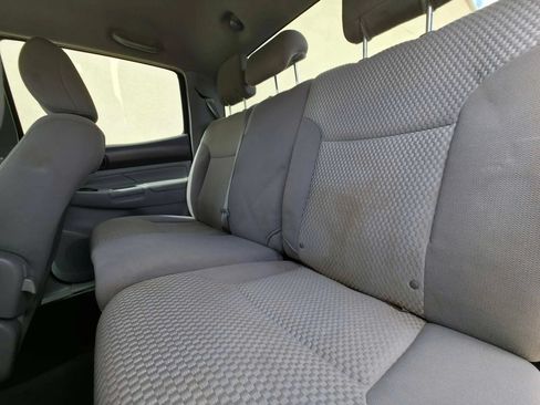 Used 2012 Toyota Tacoma 4x4 Double Cab image 12