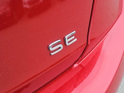 Certified 2023 Volkswagen Jetta SE FWD image 6