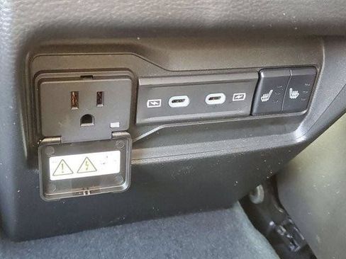 New 2026 Jeep Grand Cherokee Limited AWD/4WD image 12