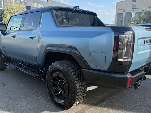 Used 2024 GMC Hummer EV 3X w/ Omega Edition AWD/4WD image 14