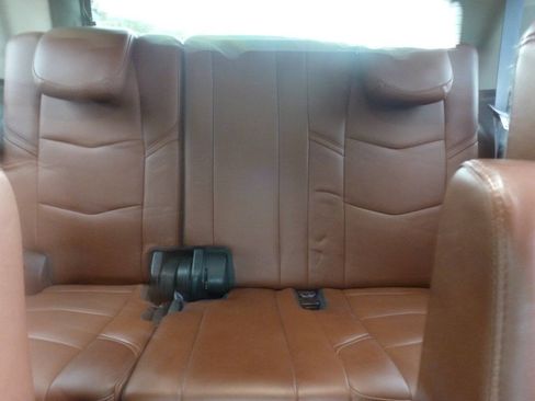 Used 2016 Cadillac Escalade Premium AWD/4WD image 42