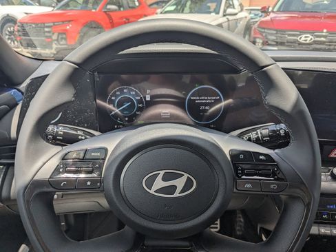 New 2025 Hyundai Elantra SEL image 23