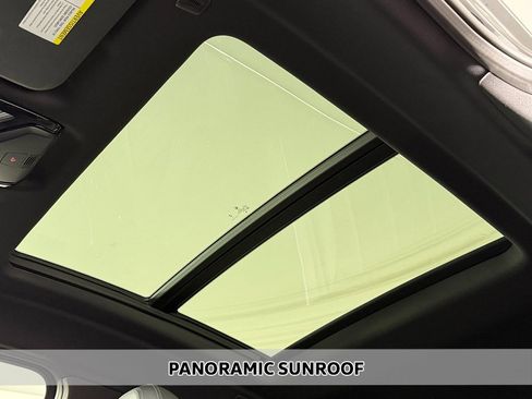 Used 2024 BMW X4 M40i w/ Premium Enhanced Package image 4