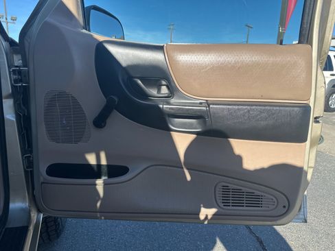 Used 2002 Ford Ranger XLT image 11