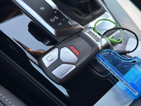 Used 2025 Audi Q5 2.0T Premium image 35