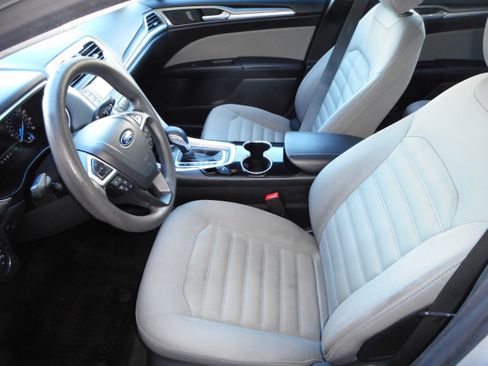 Used 2015 Ford Fusion S image 12