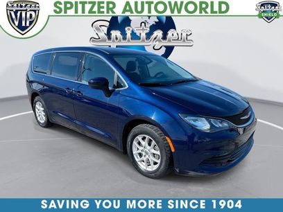 Used 2017 Chrysler Pacifica LX