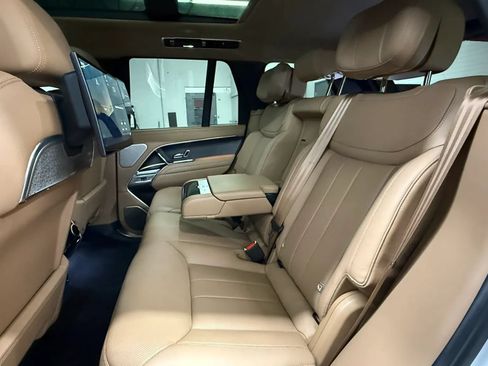 Used 2024 Land Rover Range Rover Autobiography AWD/4WD image 9