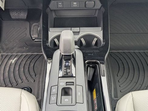 New 2025 Toyota Prius XLE FWD image 37