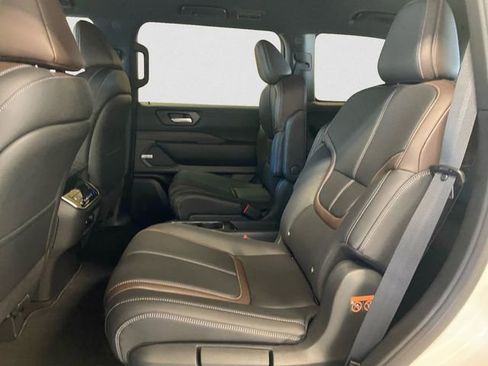New 2026 Nissan Armada SL w/ Captain's Chari Seat Package image 13