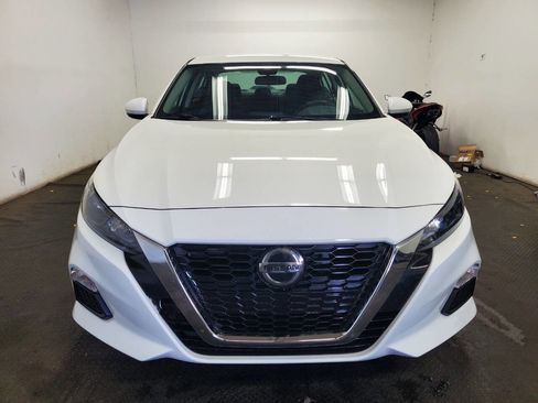 Used 2022 Nissan Altima 2.5 S FWD image 2