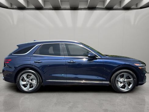 Certified 2026 Genesis GV70 2.5T Advanced AWD/4WD image 6