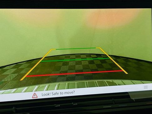 New 2026 Volkswagen Atlas SE image 14