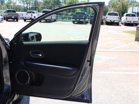 Used 2017 Honda HR-V EX image 27
