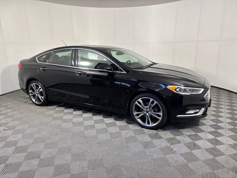 Used 2017 Ford Fusion Titanium AWD/4WD image 7