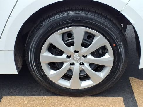 Certified 2025 Toyota Corolla LE FWD image 7