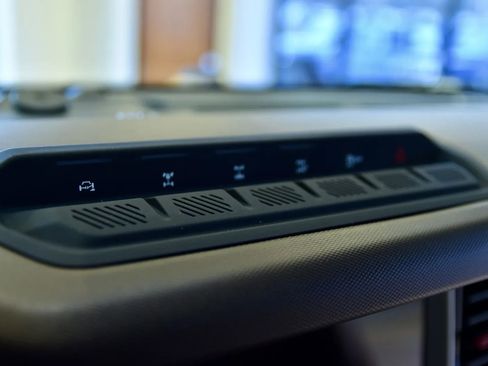 Used 2024 Ford Bronco Heritage Edition image 15