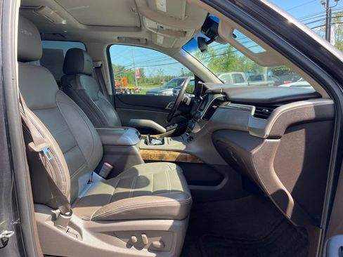 Used 2016 GMC Yukon XL Denali w/ Open Road Package AWD/4WD image 19